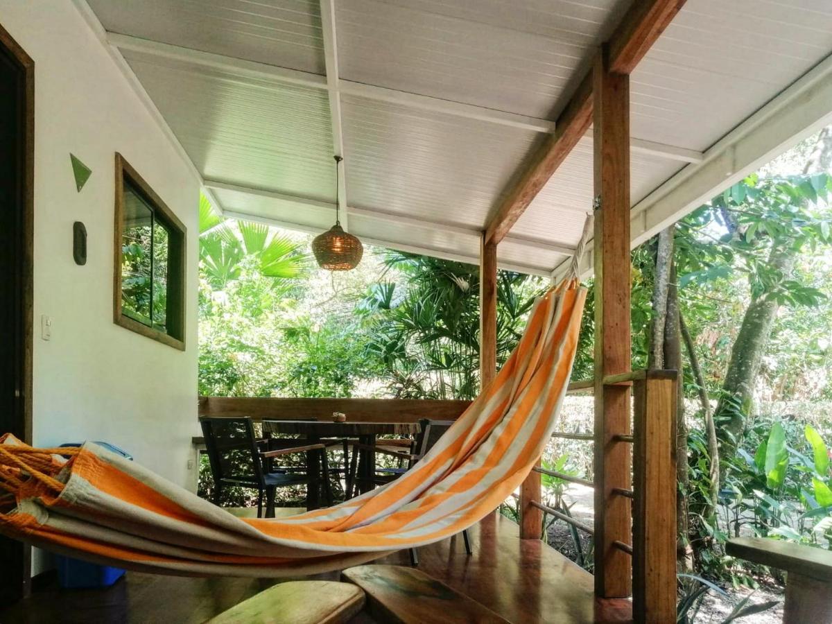 Little Yemanja Bungalow Puerto Viejo de Talamanca Bagian luar foto